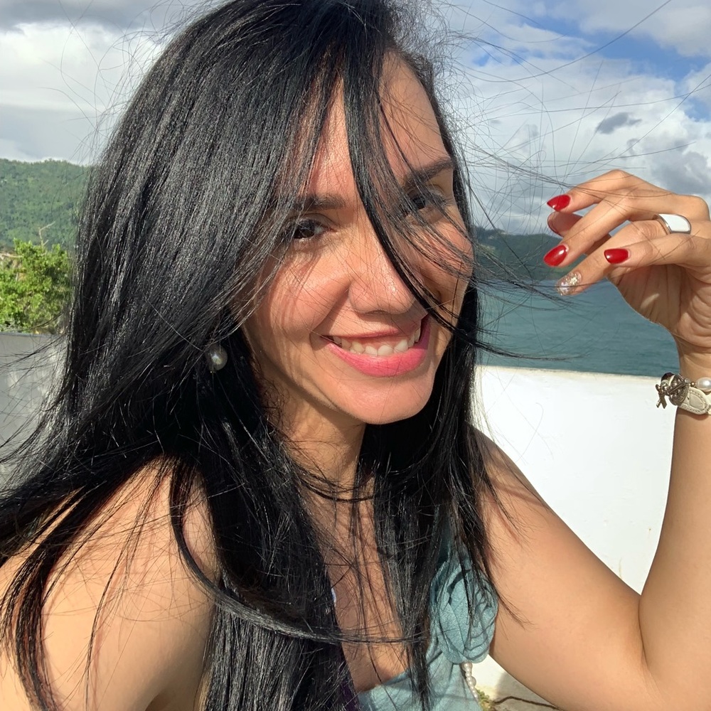 Meet your Posher, Viviana